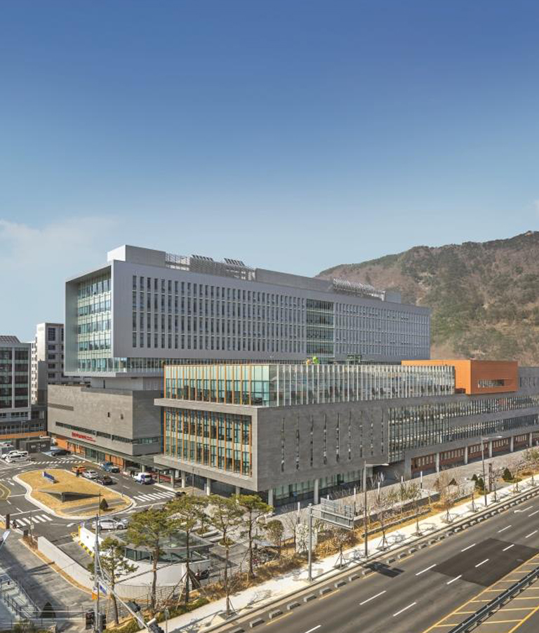 ChangWon-HanMaUem-Hospital-ChangWon-South-Korea-Main